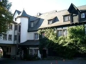 Lindenwirt فندق
