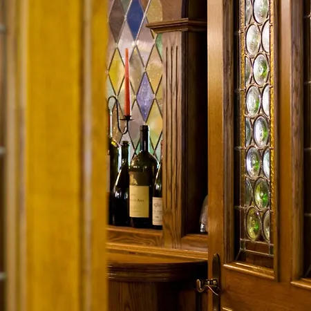 Hotel Lindenwirt Rüdesheim am Rhein